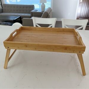 • wooden tray with legs •